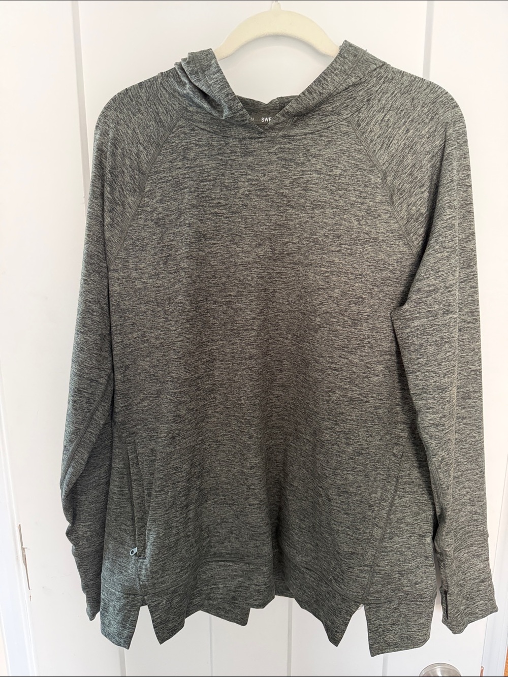 aerie Women’s Green Crewneck Hoodie Sweater